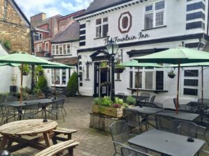 |The Fountain Inn Westgate Street Gloucester Four Gates|||||||||||